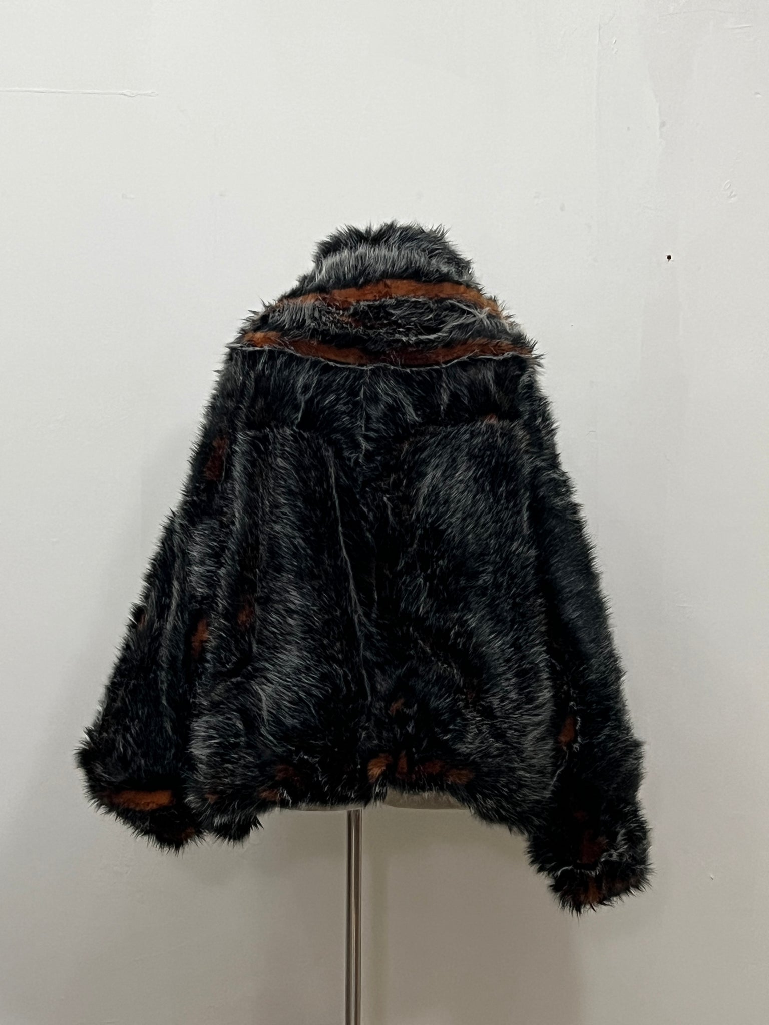 runway faux short pile fur vest (Copy)