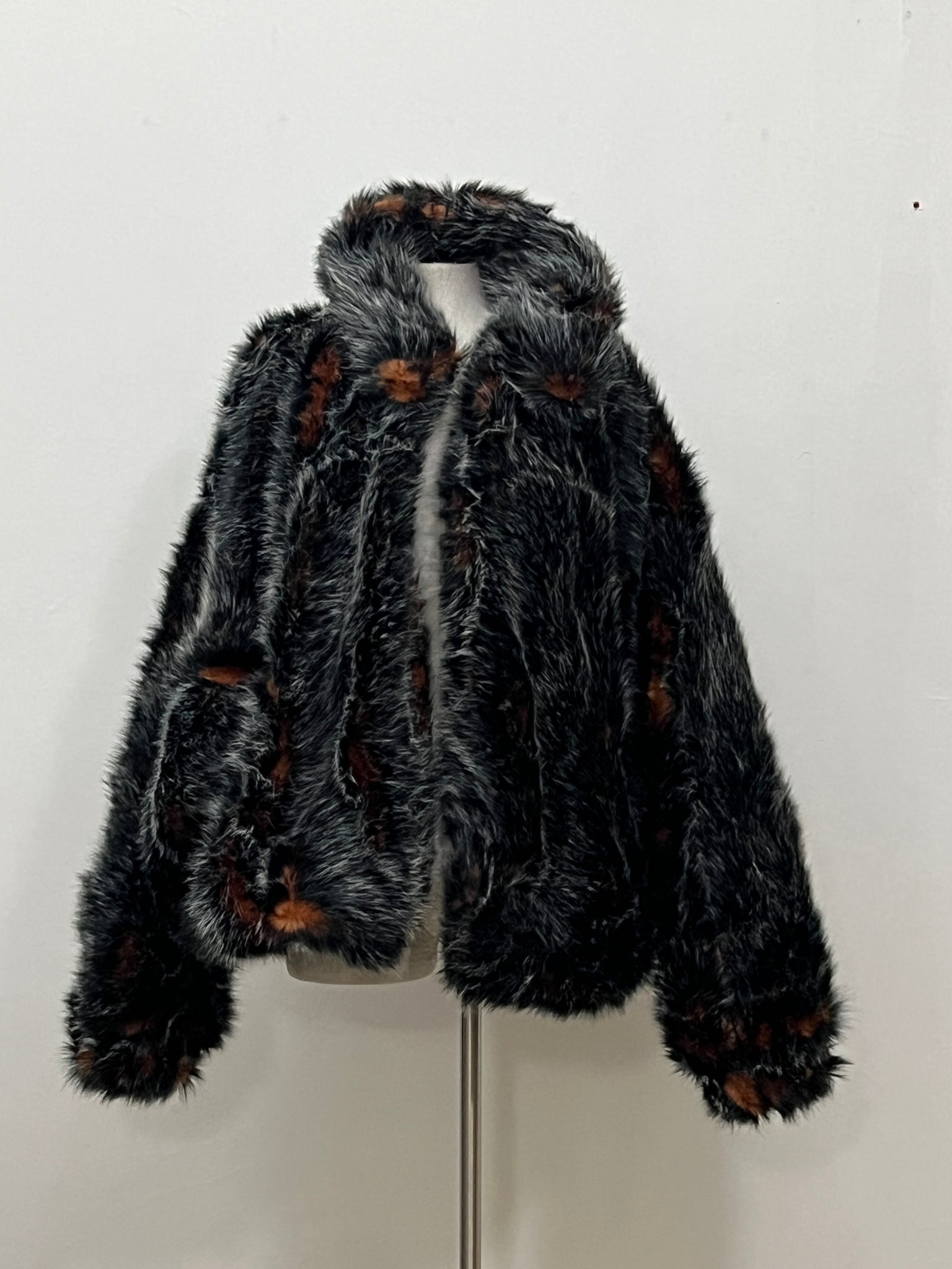 runway faux short pile fur vest (Copy)