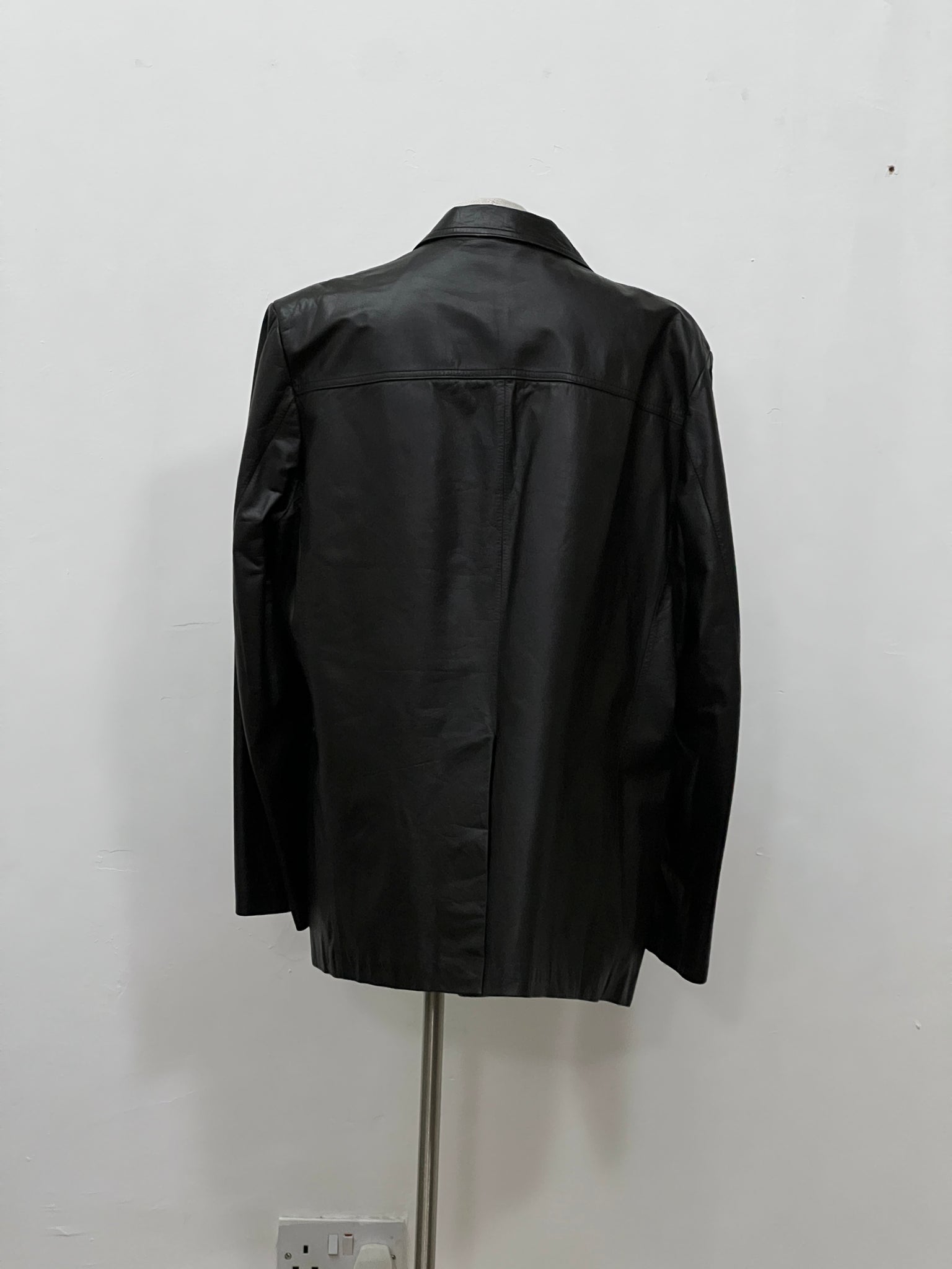 vintage leather jacket 3